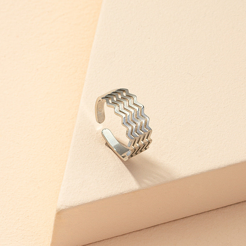 Metallic Wave Ring - Vienna Verve Collection