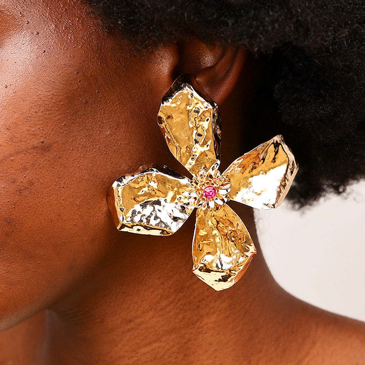 Exaggerated Sweet Design Metal Flower Earrings - Vienna Verve Collection