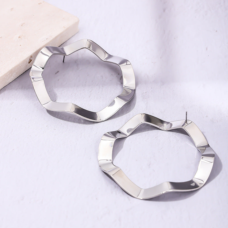 Exaggerated Geometric Circle Earrings - Vienna Verve Collection