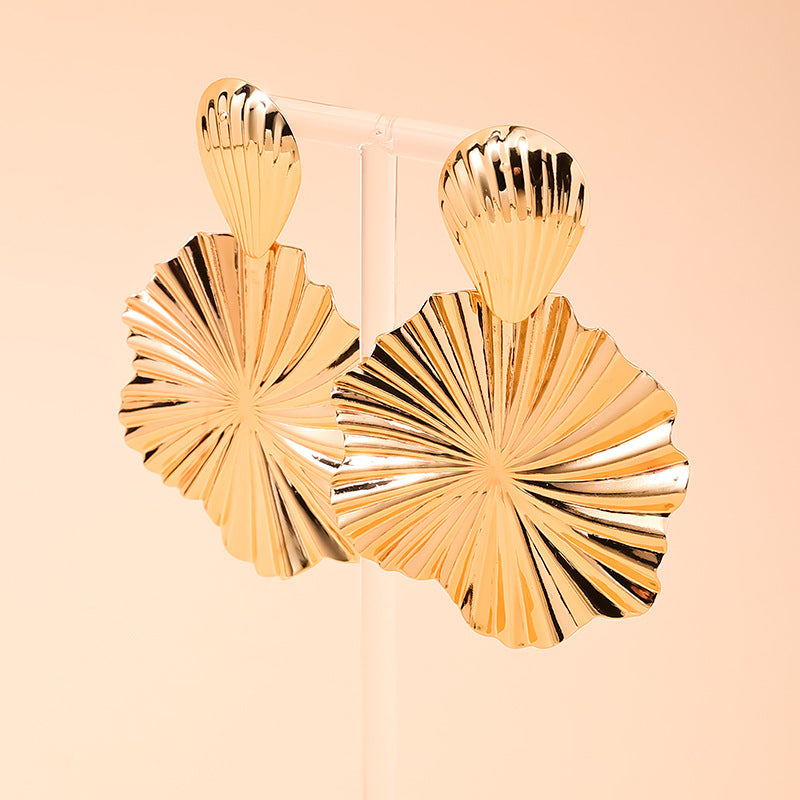 Retro Shell Ruffle Earrings with Metal Needle - Vienna Verve Collection