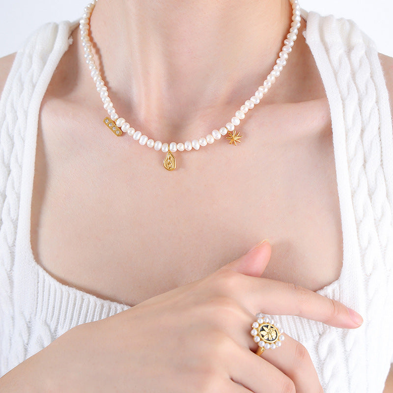 Baroque Pearl Lace Necklace with Geometric Pendant - Elegant Clavicle Chain Jewelry for Women