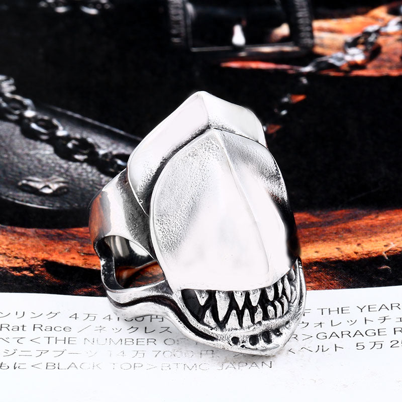 Retro Alien-Inspired Stainless Steel Ring for Men - Unique Titanium Jewelry from Iconic Film and TV