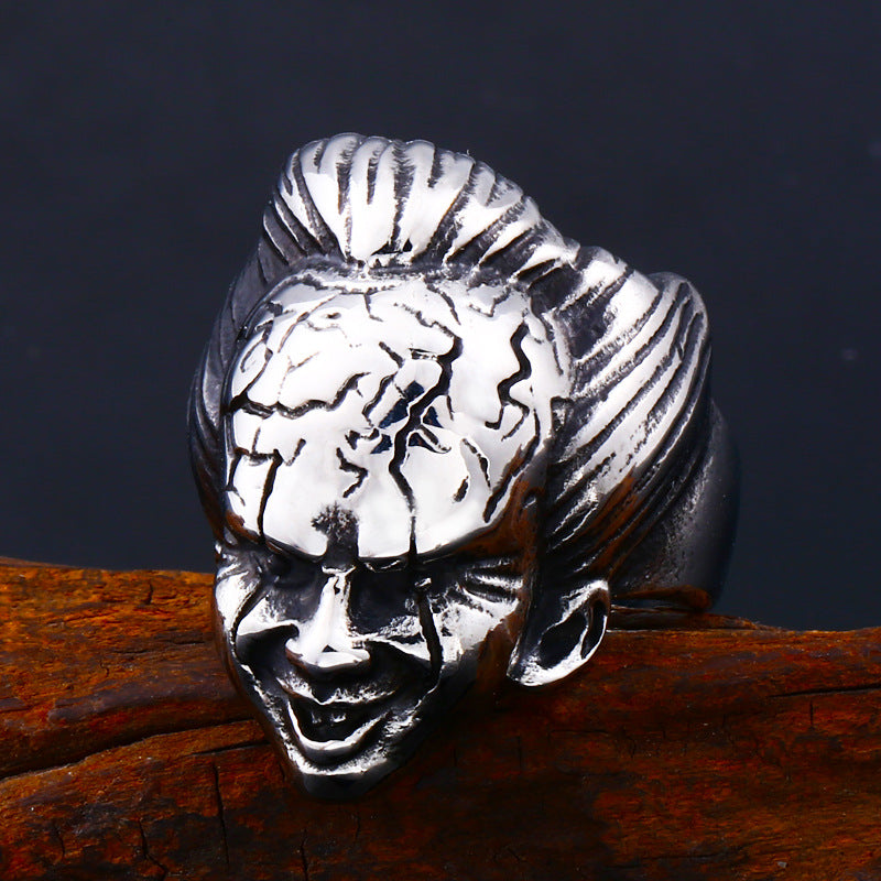 Retro Punk Titanium Steel Men's Ring - Unique Human Head Design for Fashion-forward Individuals