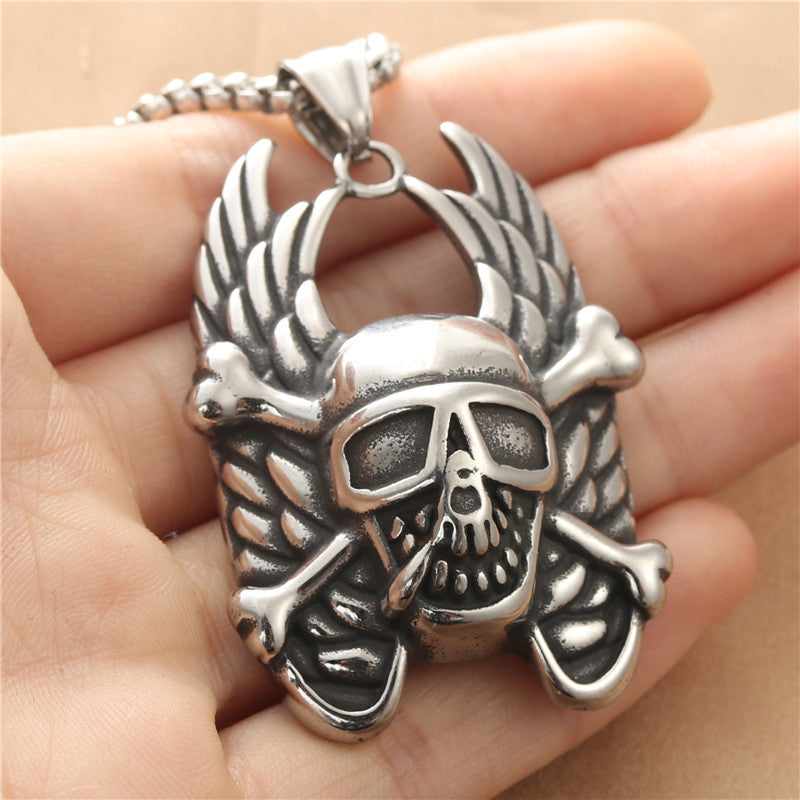 Personalized Punk Skull Wings Pendant Necklace for Men - Retro Titanium Steel Design