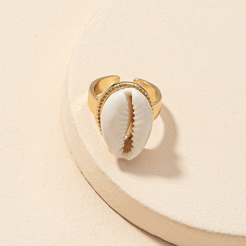 Trendy Shell Ring - Vienna Verve Collection