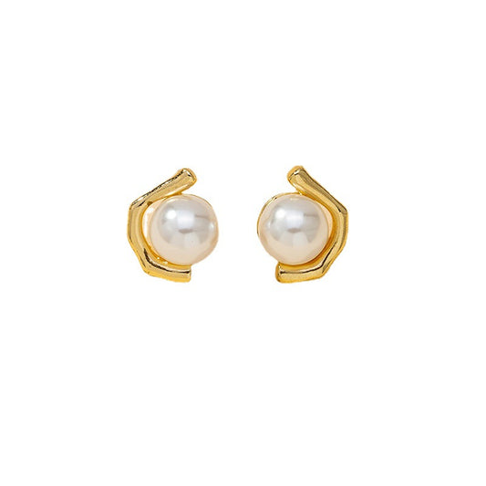 Pearl and Retro Earrings from Vienna Verve Collection