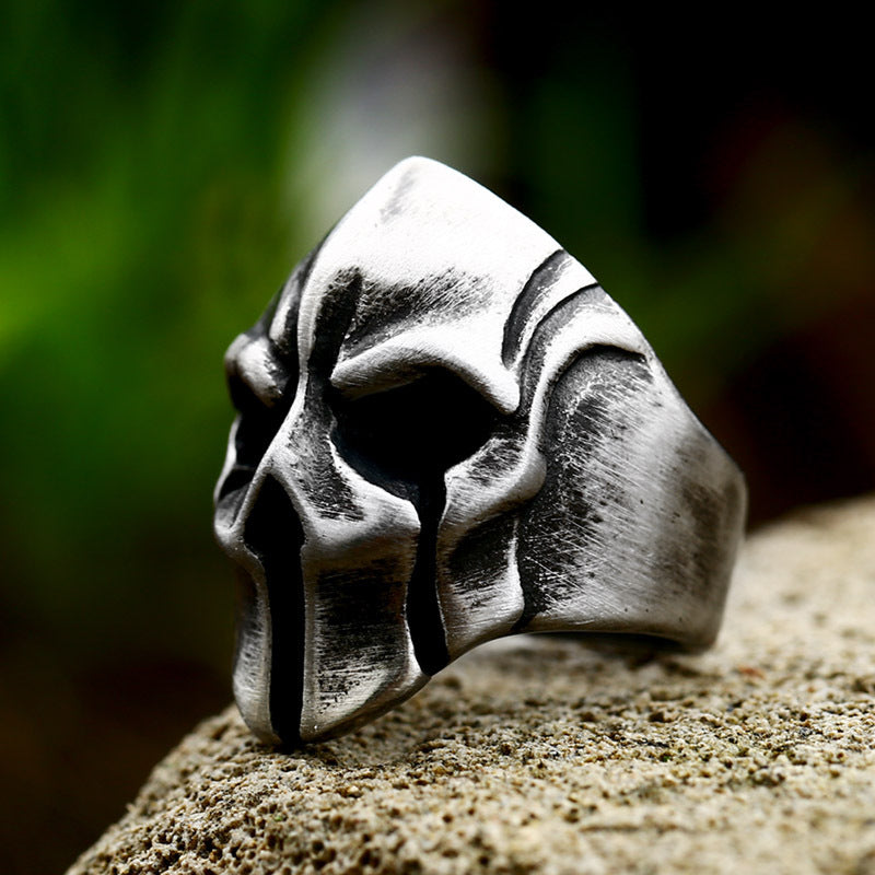 Titanium Steel Spartan Warrior Mask Ring for Men - Retro European and American Design