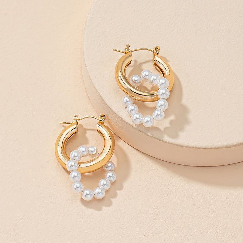 Geometric Pearl Earrings - Elegant and Minimalist Vienna Verve Collection