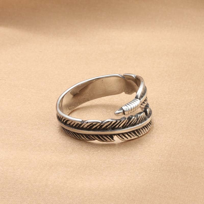 Titanium Steel Wing Ring for Men - Retro and Trendy Animal-Inspired Jewelry