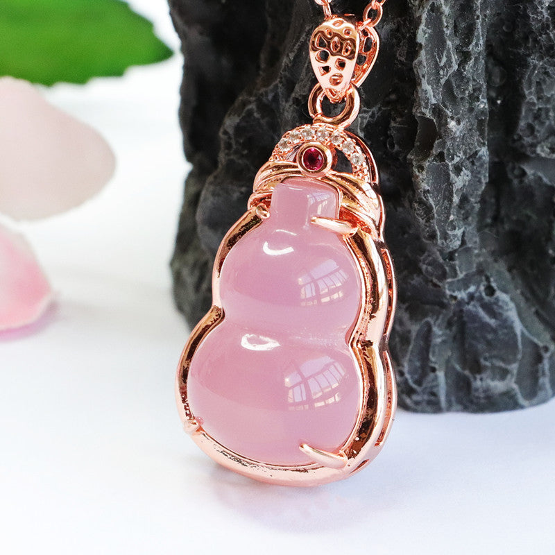 Natural Powder Chalcedony Gourd Rose Gold Pendant Jade Jewelry