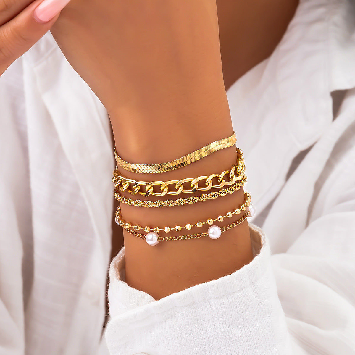 European Multi-portrait Imitation Pearl Bracelet Set with Cross Chain - Vienna Verve Collection