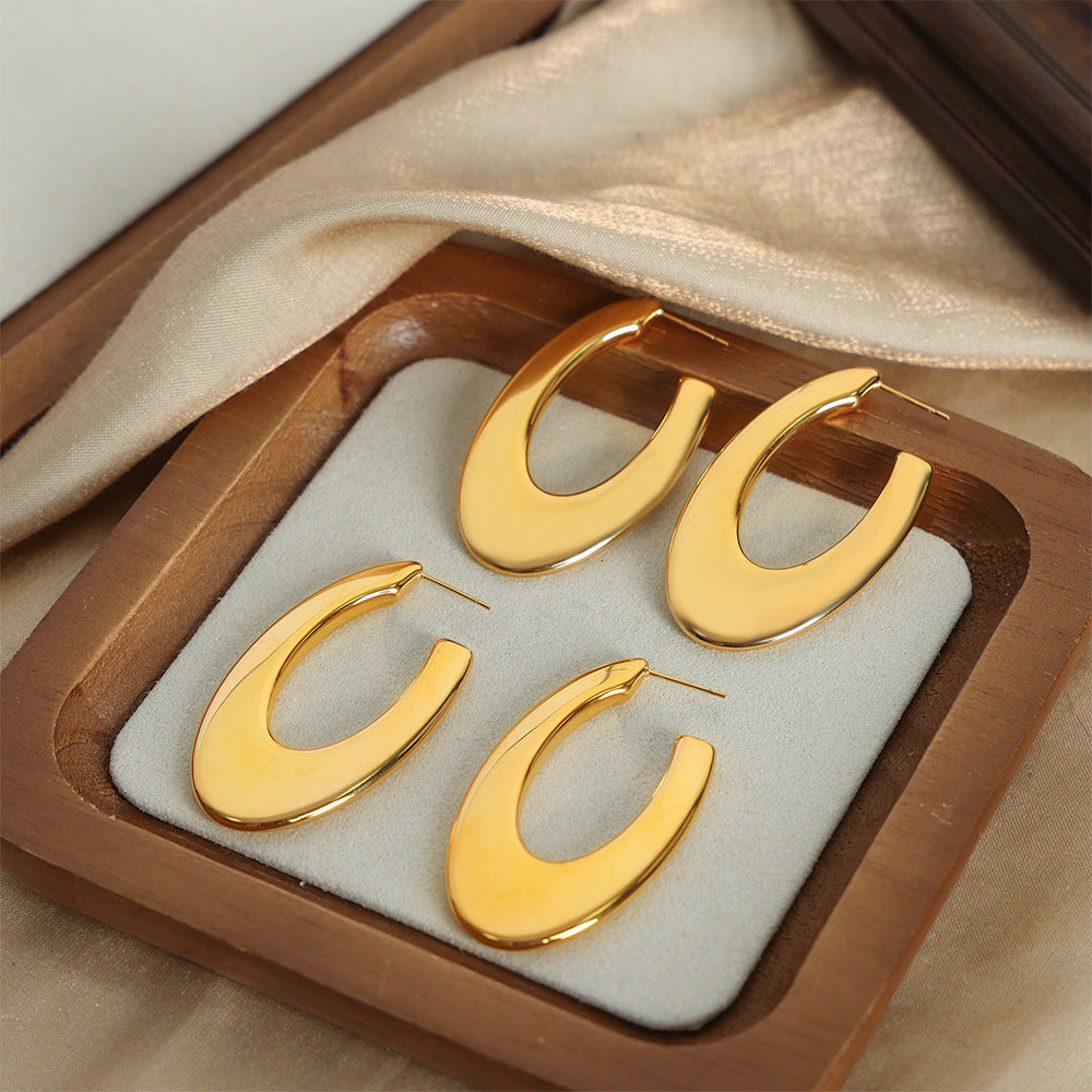 Joker Style Titanium Gold-Plated Oval Earrings with European & US Wind Influence