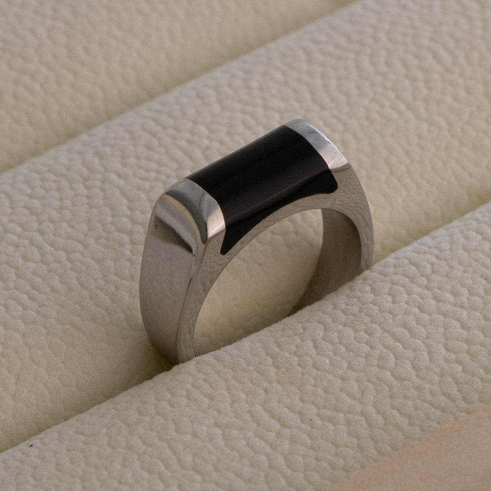 Personalized High-End Titanium Steel Epoxy Ring for Men and Women - European and American Style