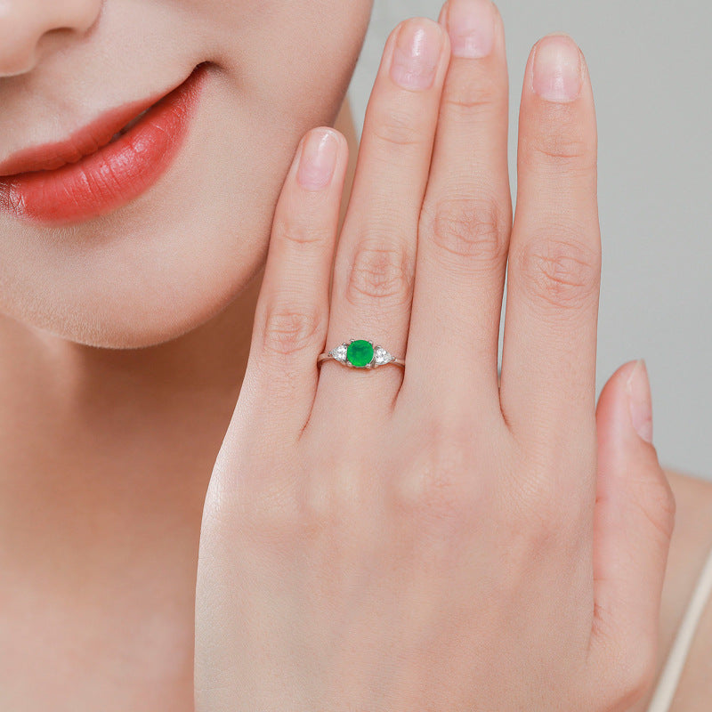 Luxury Sterling Silver Green Zircon Ring