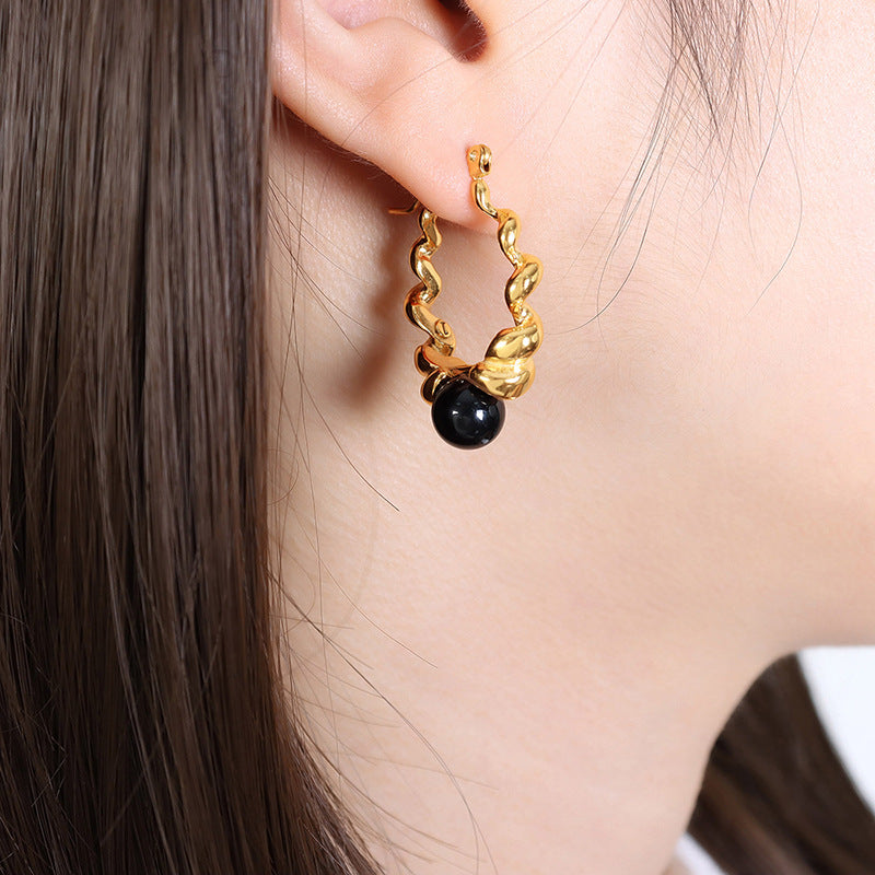 Retro U-Shaped Black Bead Earrings with Irregular Thread - Stylish Jewelry for Women