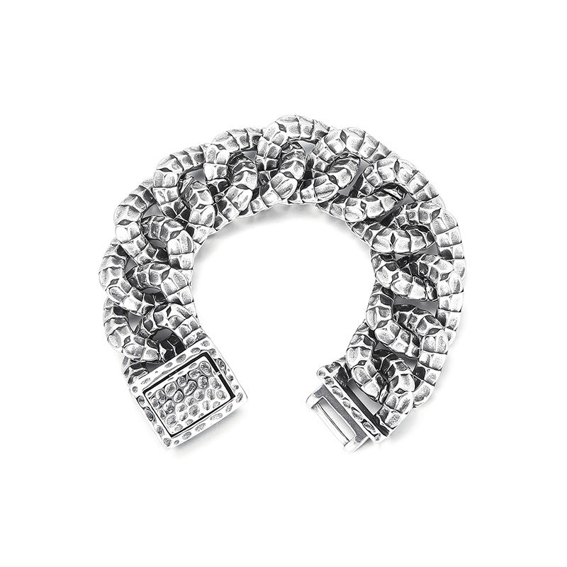 Retro Stainless Steel Snake Body Men's Bracelet – Timeless Elegance for Modern Trendsetters