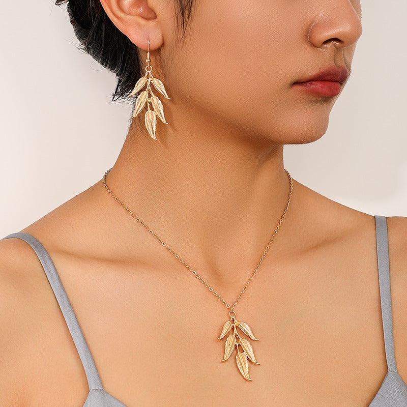 Retro Leaf Tassel Necklace and Earrings Jewelry Set