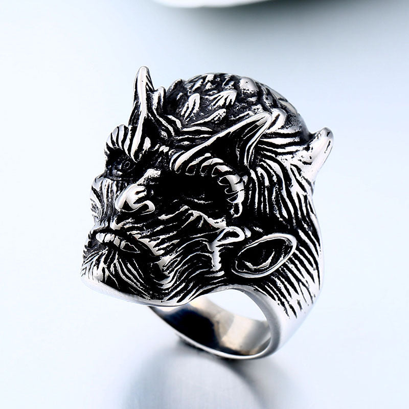 Bold Titan Ring for Men - Retro European-American Inspired Design