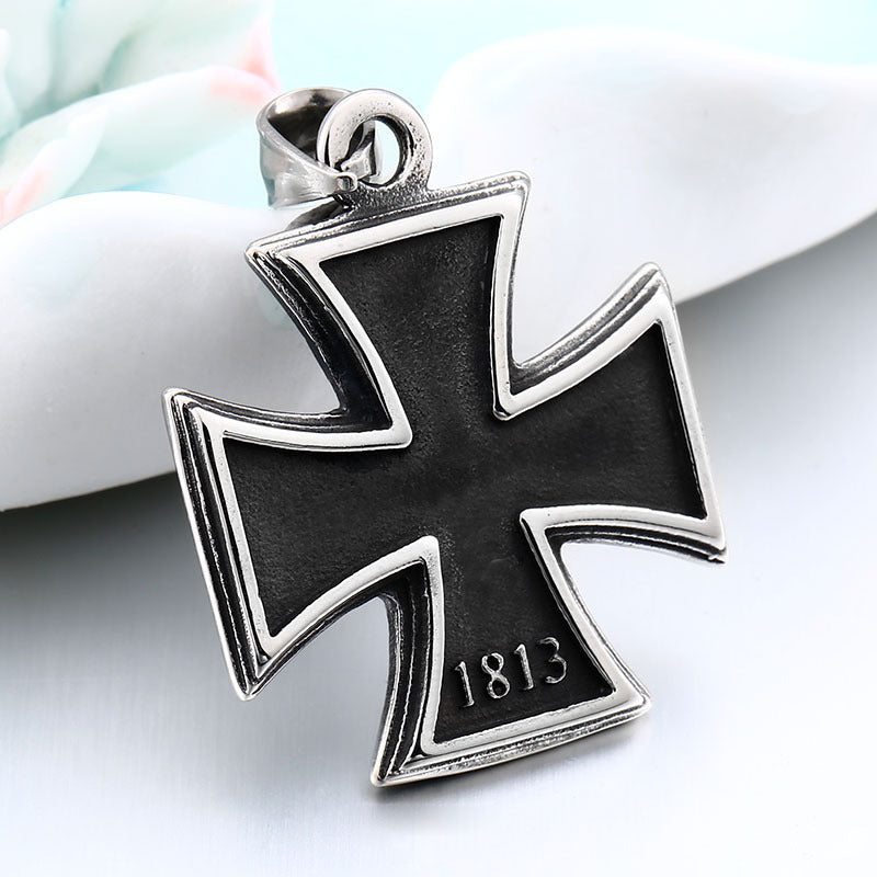 Vintage-Inspired Titanium Steel Cross Pendant for Men - Trendy Personalized Stainless Steel Jewelry