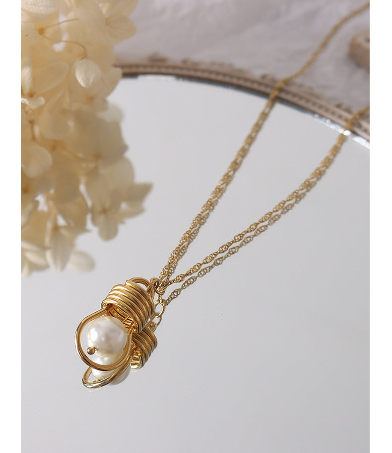 French Instagram Style Light Bulb Pendant Necklace with Collarbone Chain and Imitation Pearl Detail