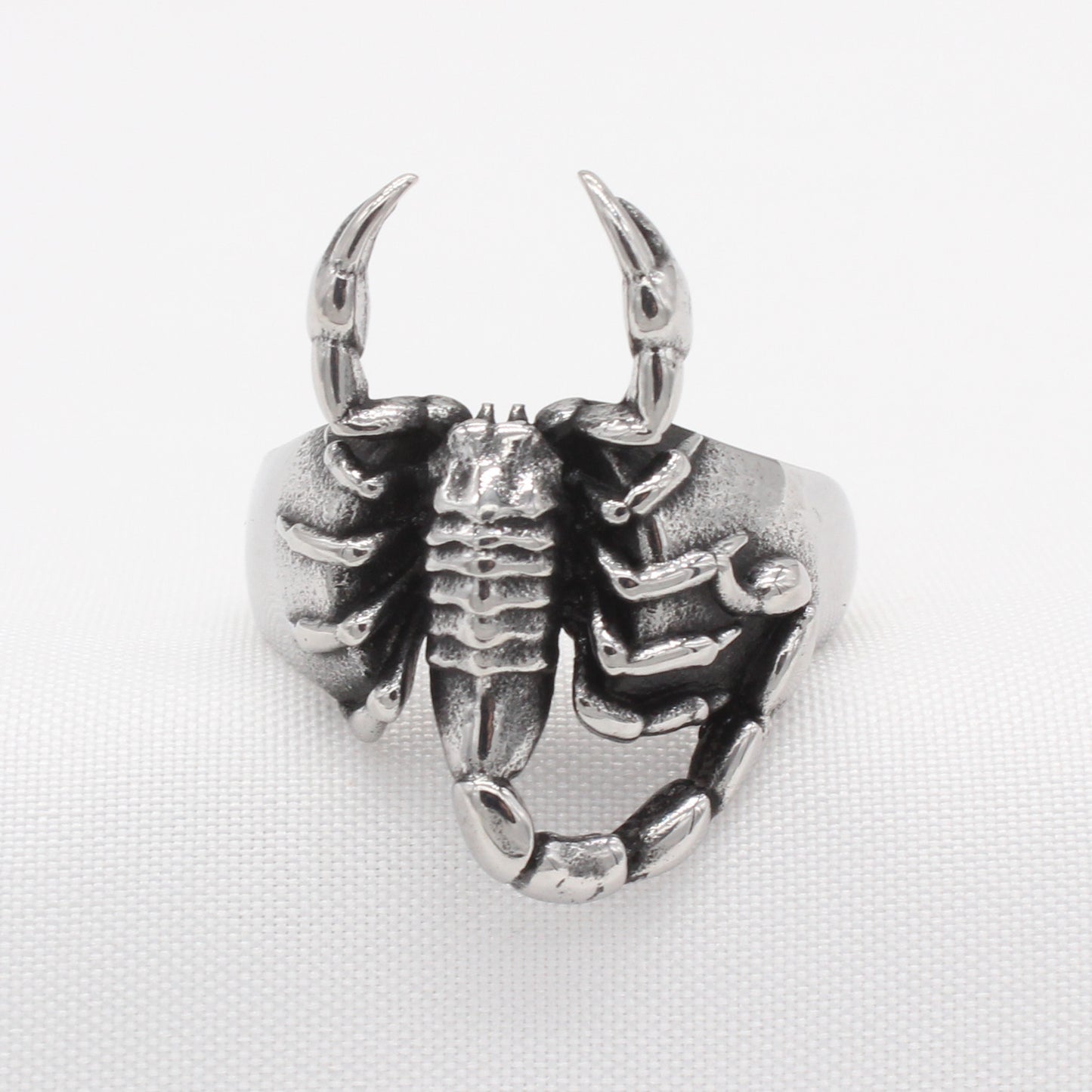 Personalized Retro Scorpion Titanium Steel Ring for Men – European and American Style, Wholesale Jewelry