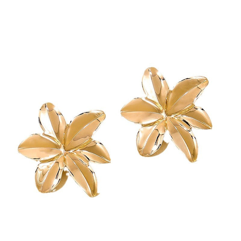 Exaggerated Floral Stud Earrings - Vienna Verve Collection