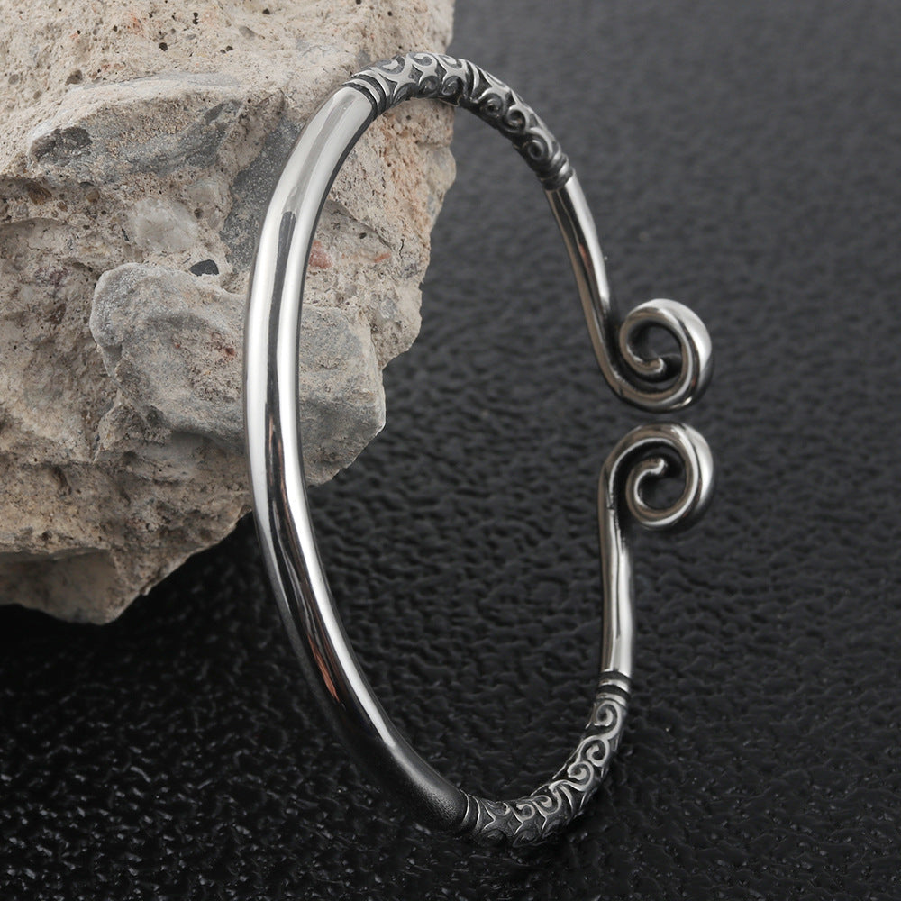 Titanium Steel Wukong Men's Adjustable Bracelet - Modern Fashion Meets Timeless Elegance