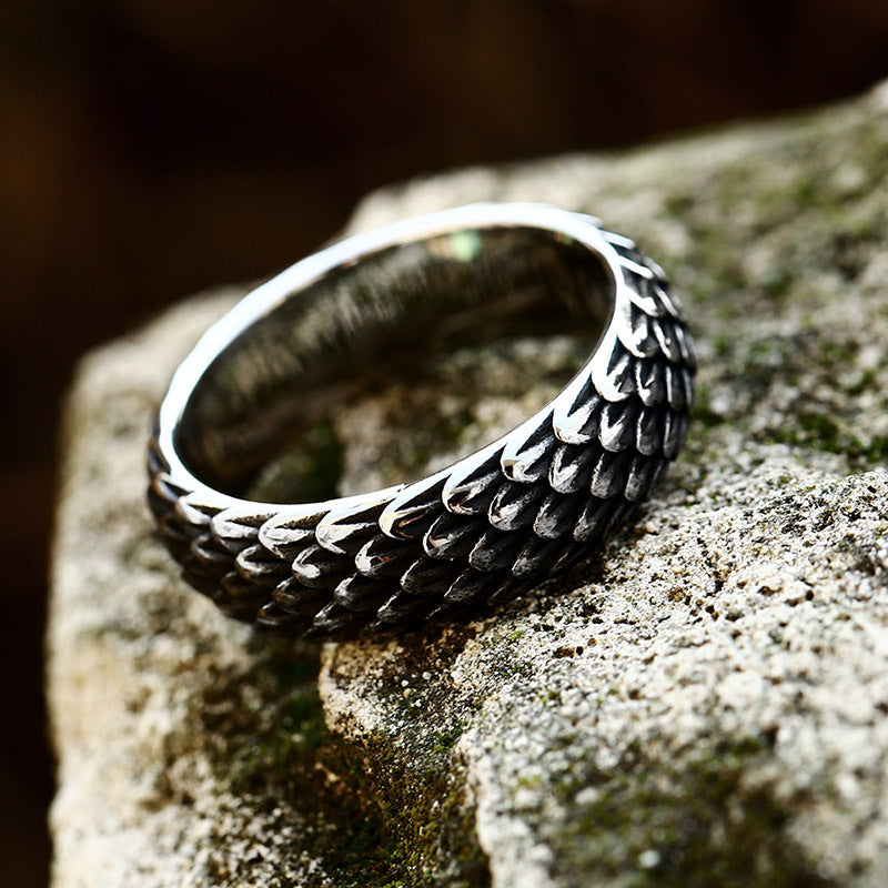 Men's Retro Dragon Scale Titanium Steel Ring - Unique Wholesale Jewelry Collection