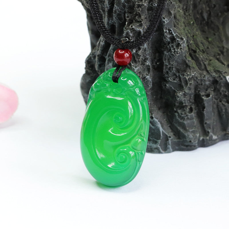 Natural Chalcedony Wishful Pendant Jewelry