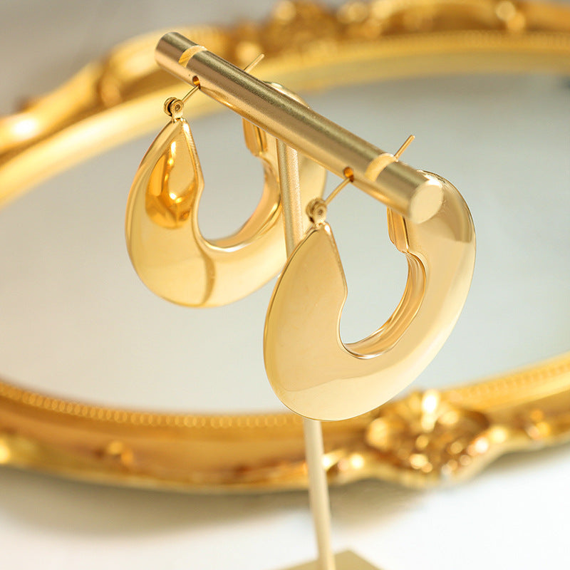 Golden Goddess U-Shaped Earrings - Exquisite European Design