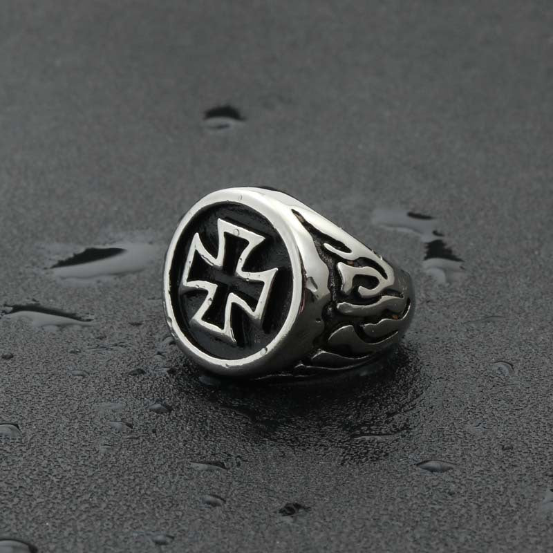 Titanium Steel Cross Ring for Men - Retro Punk Style Jewelry from Europe and America