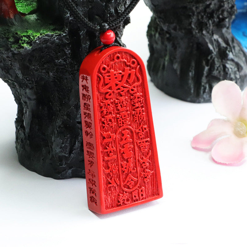 Vermilion Sand Pendant: Symbol of Strength and Prosperity