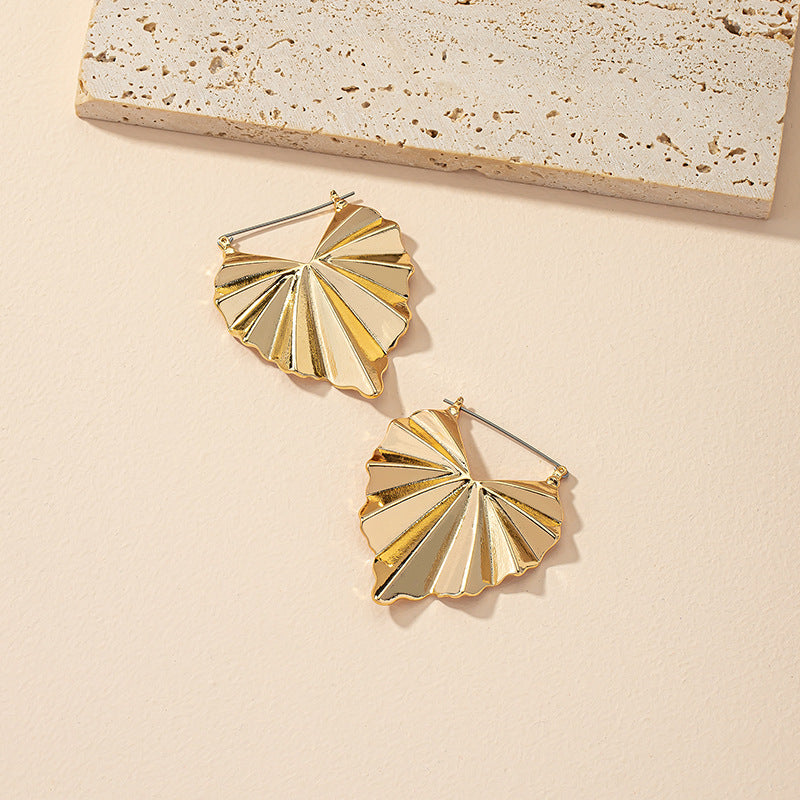 Exaggerated Retro Alloy Leaf Earrings with European Flair