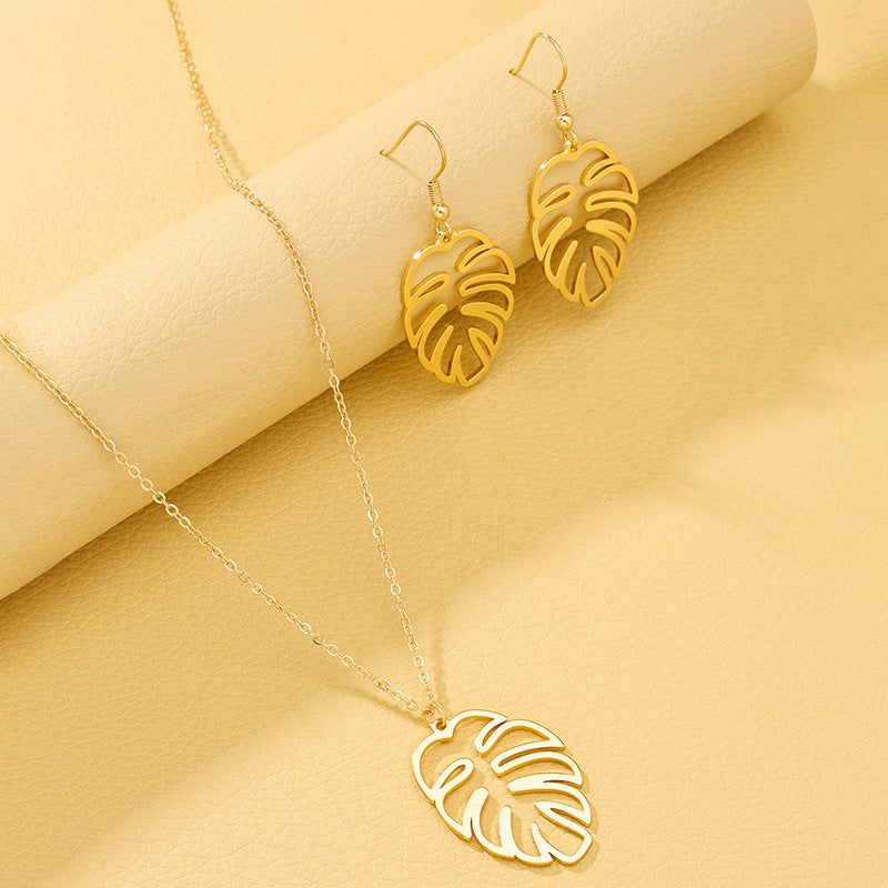 Retro Leaf Jewelry Set with Cross-border Charm for Women