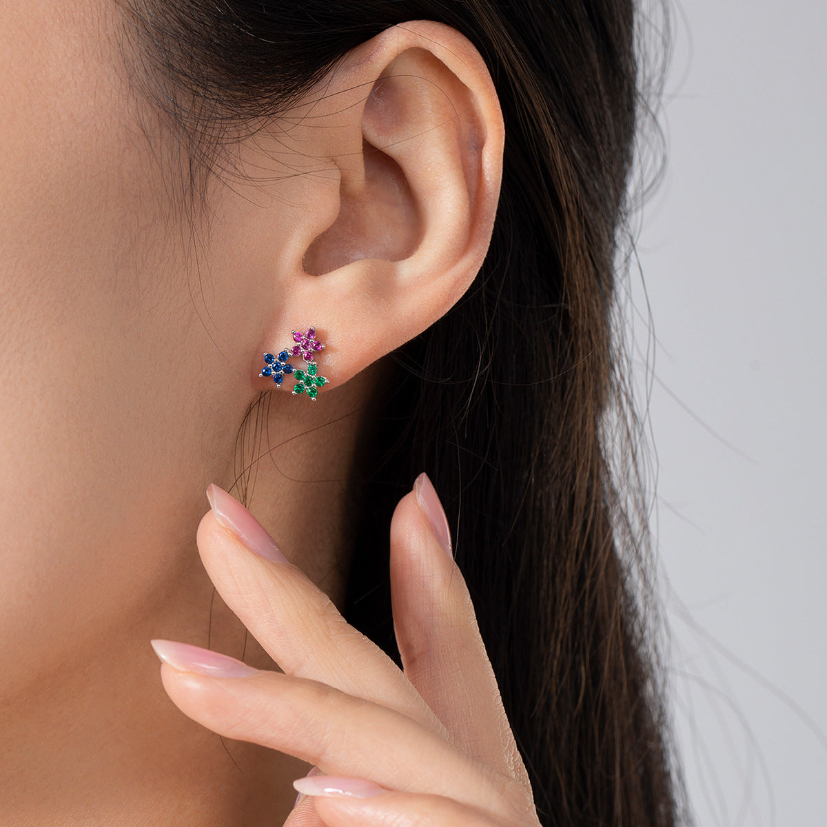 Delightful S925 Sterling Silver Floral Zircon Stud Earrings for Women