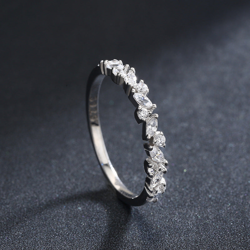 Delicate S925 Silver Zircon Ring for Women - European and American Style