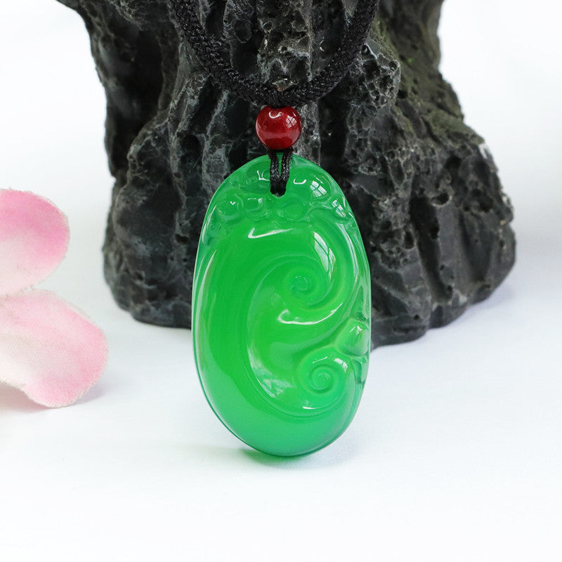 Natural Chalcedony Wishful Pendant Jewelry