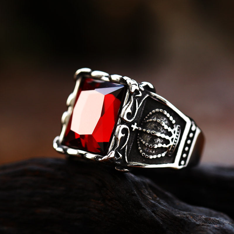 Vintage-Inspired Stainless Steel Crown Design Ring for Men - Wholesale Titanium Steel with Zircon Inlay