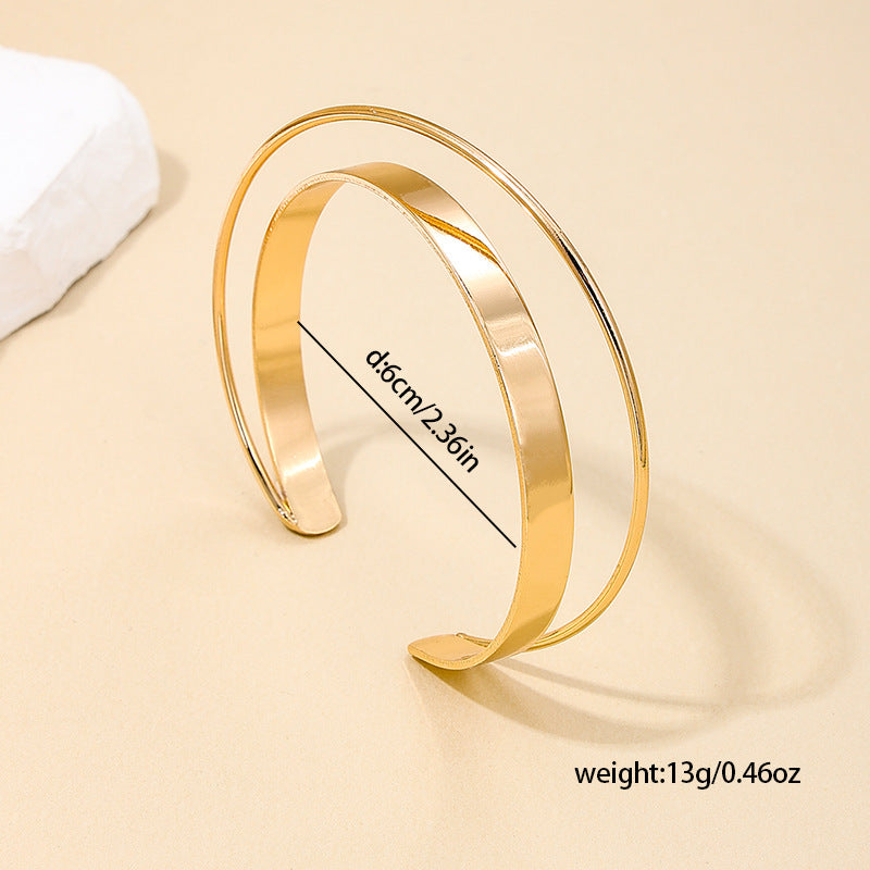 Elegant Mobius Ring Bracelet - Vienna Verve Collection