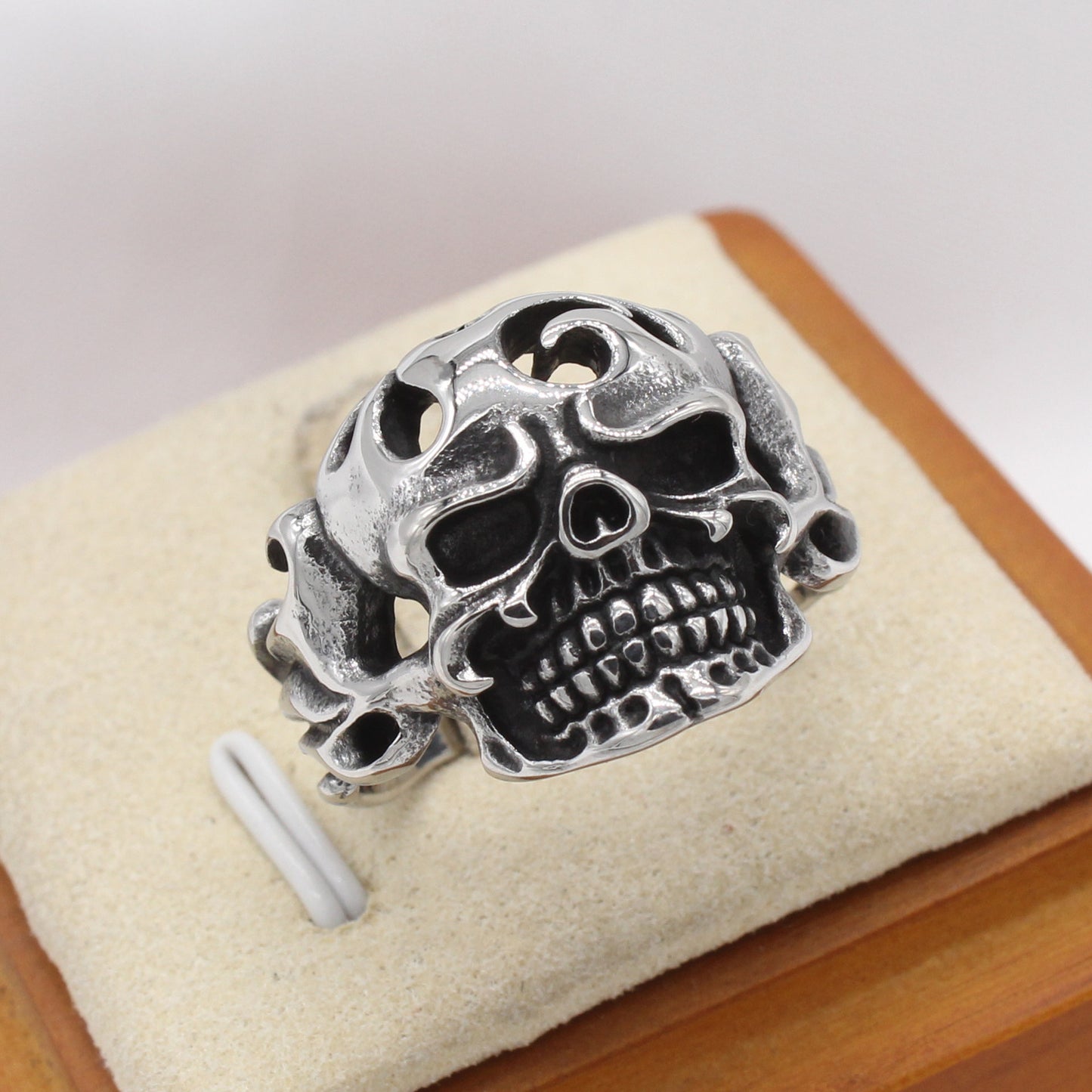 Personalized Retro Skull Titanium Steel Ring for Men - Rock Style Jewelry