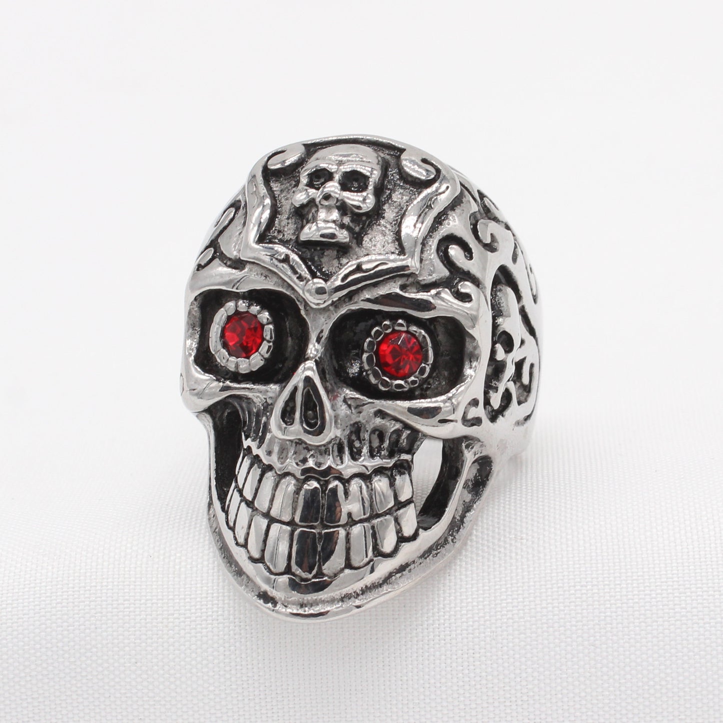 Personalized Retro Skull Titanium Steel Ring for Men - European and American Style Wholesale Jewelry