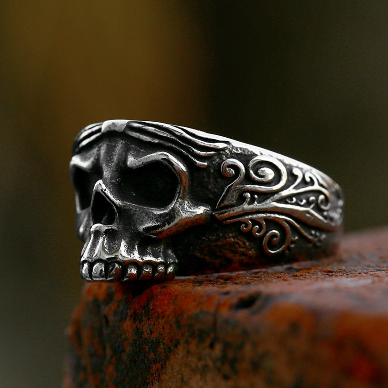 Vintage-Inspired Stainless Steel Skull Ring for Men - European and American Punk Hip-Hop Titanium Jewelry