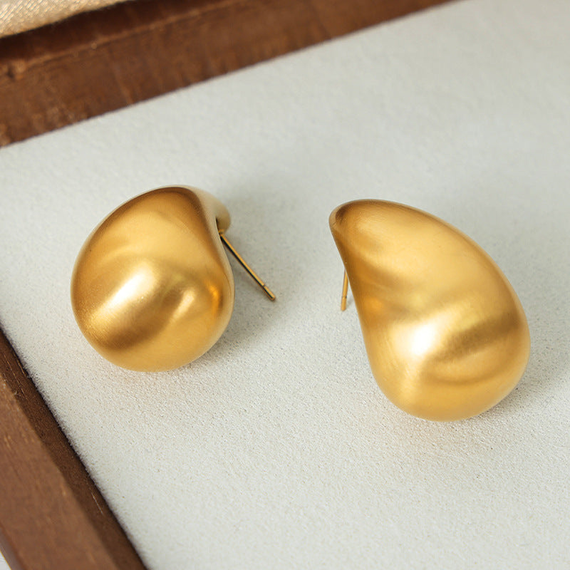 Chic Titanium Gold-Plated Drop Earrings by Planderful - Everyday Genie Collection