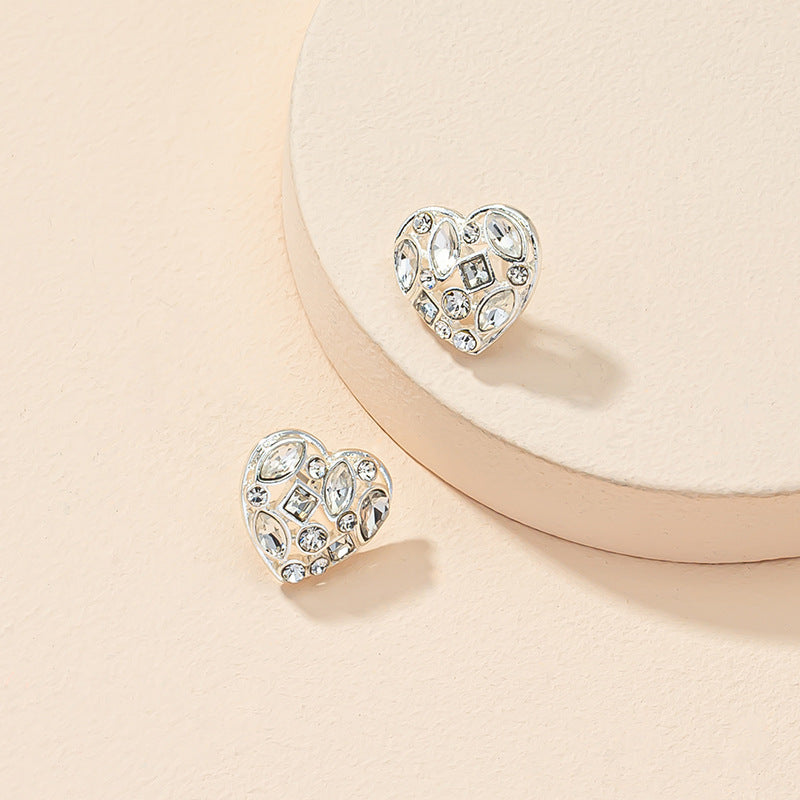 Luxurious Heart-Shaped Earrings with Celeb-Approved Style