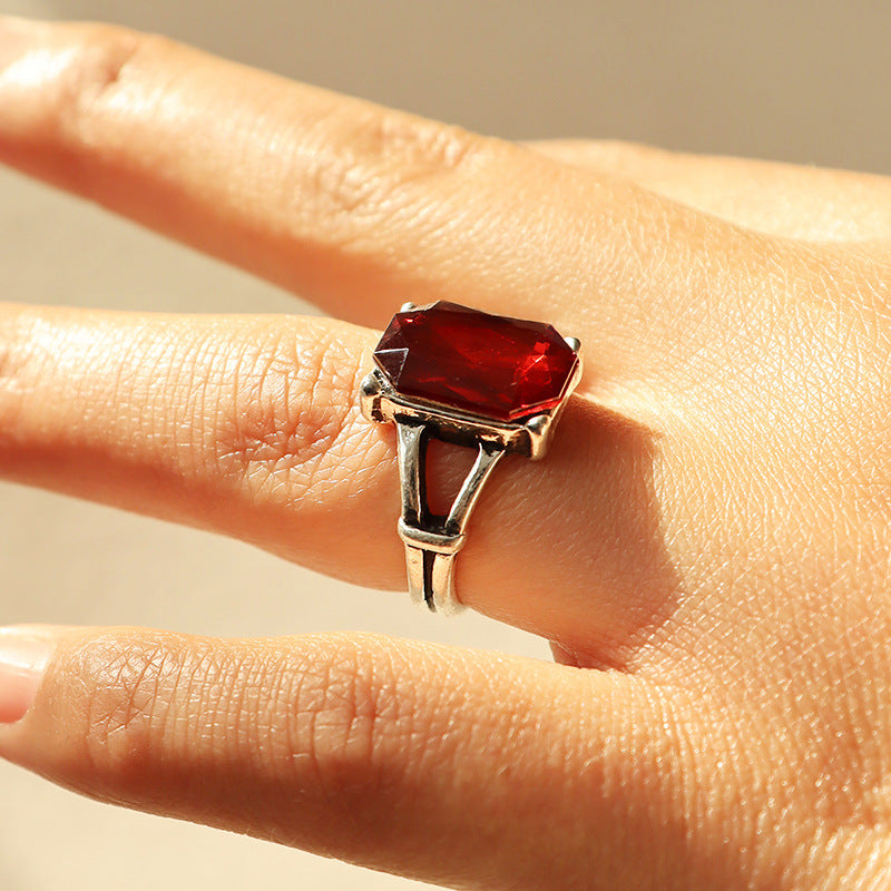 Gemstone Retro Ring - Vienna Verve Collection