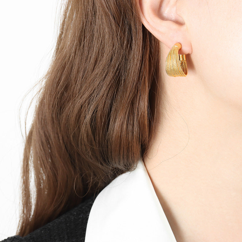 Exquisite French Brass Earrings with Elegant C-Shaped Stitching