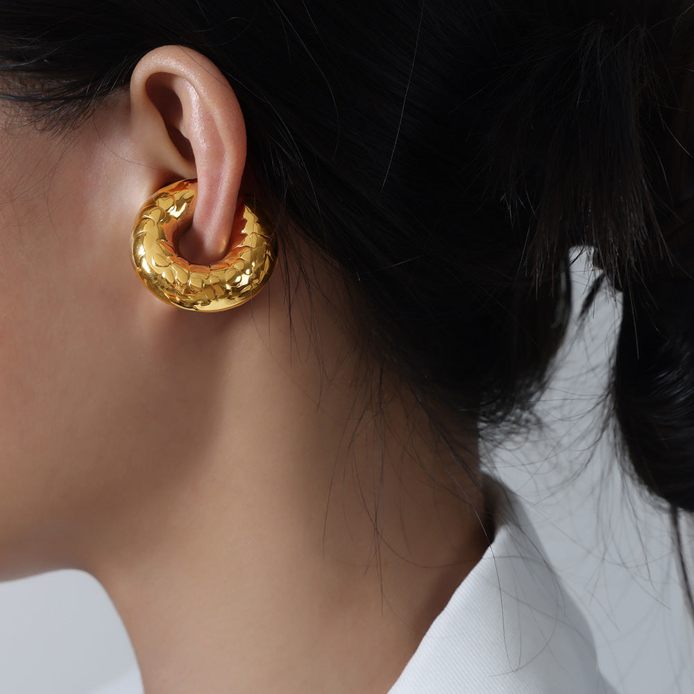 Luxurious 18K Gold Plated Retro Earrings for Stylish Women