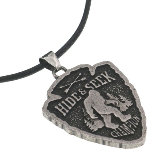 Bigfoot Wilderness Necklace - Men's Outdoor Adventure Pendant with English Alphabet Ornaments