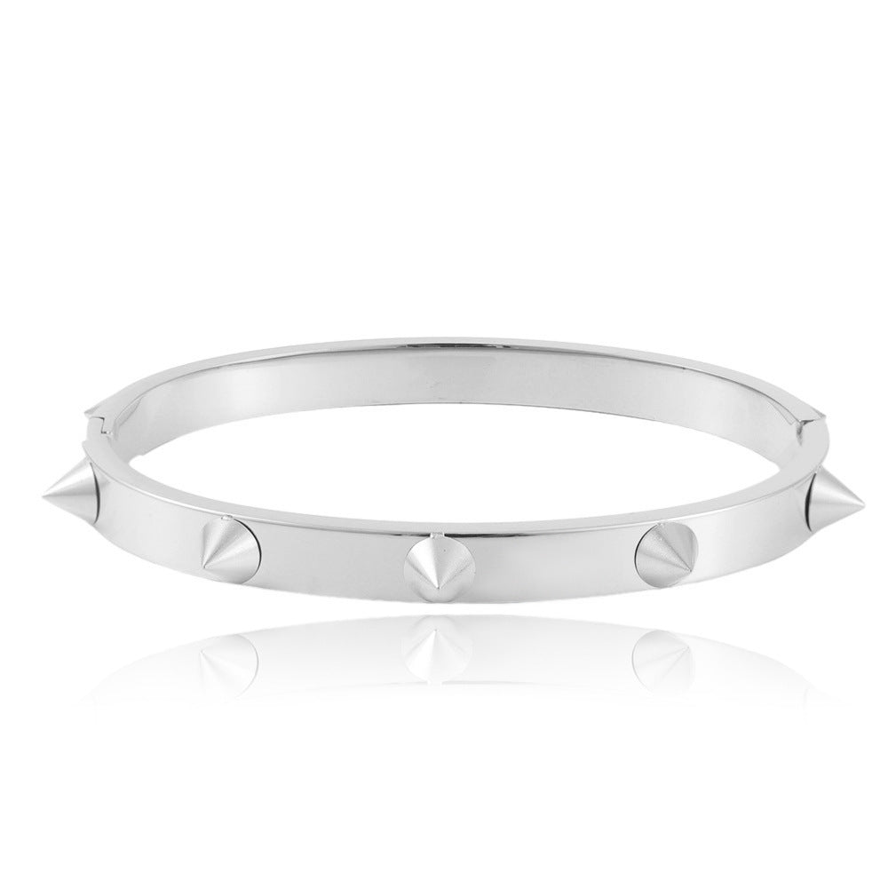 Chic Minimalist Titanium Steel Bracelet for Women - Light Luxury Fashion Accessory