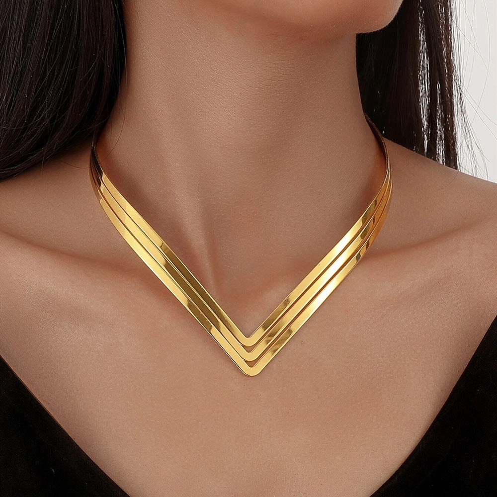 Street Photography Inspired Metal Collarbone Choker Necklace